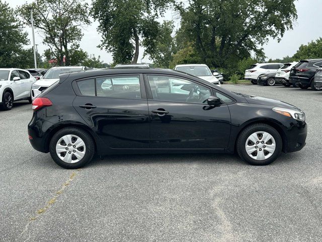 2017 Kia Forte5 LX