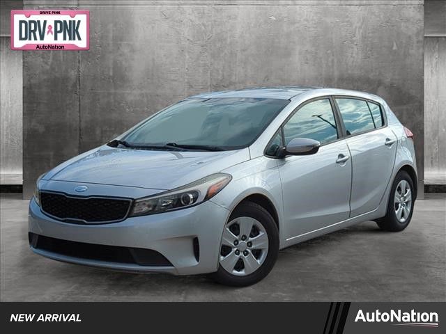 2017 Kia Forte5 LX