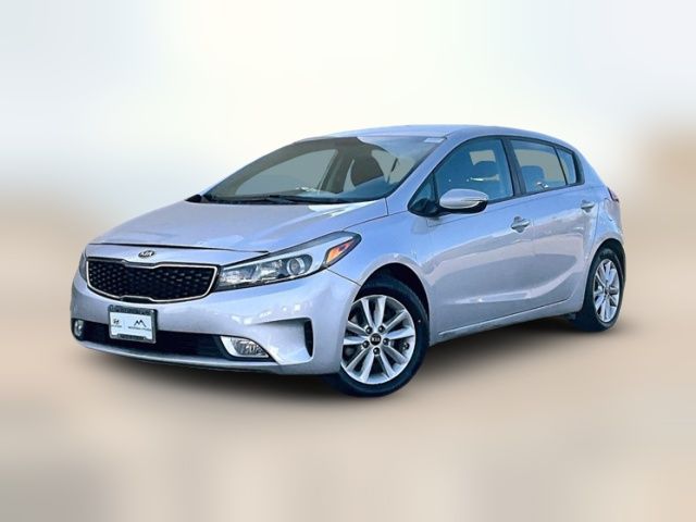 2017 Kia Forte5 LX