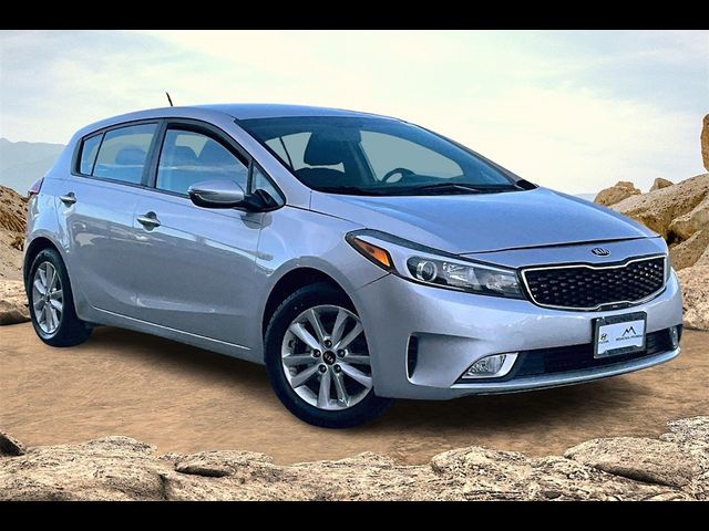 2017 Kia Forte5 LX