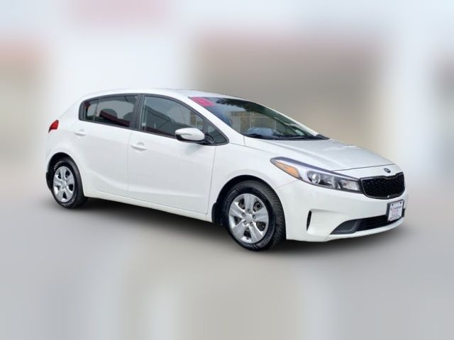 2017 Kia Forte5 LX