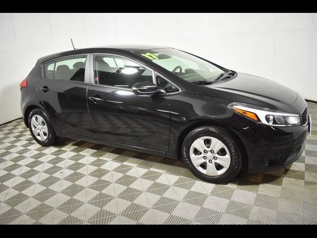 2017 Kia Forte5 LX