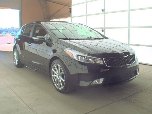 2017 Kia Forte5 LX