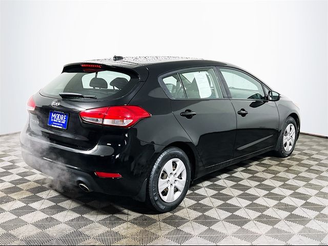 2017 Kia Forte5 LX