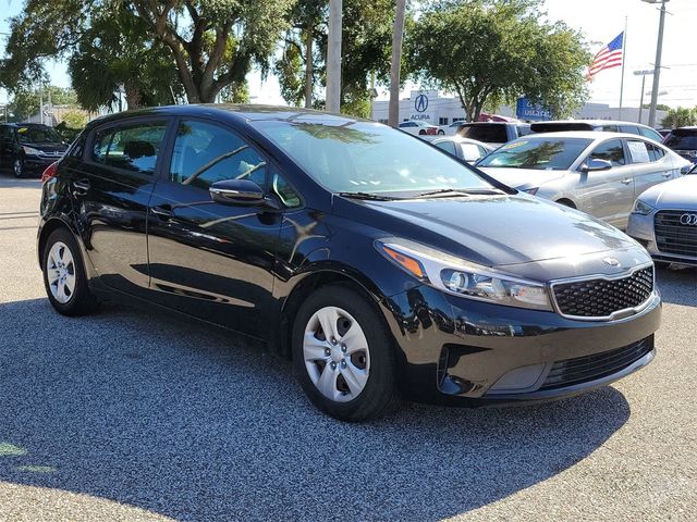 2017 Kia Forte5 LX