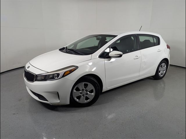 2017 Kia Forte5 LX