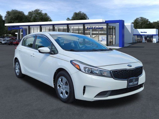 2017 Kia Forte5 LX