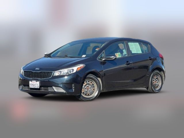2017 Kia Forte5 LX