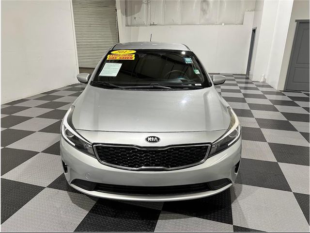 2017 Kia Forte5 LX