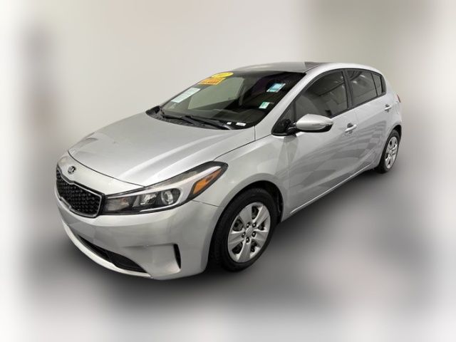 2017 Kia Forte5 LX