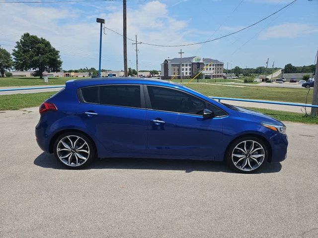 2017 Kia Forte5 SX