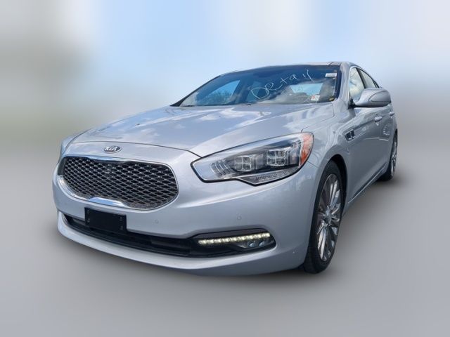 2017 Kia K900 Luxury