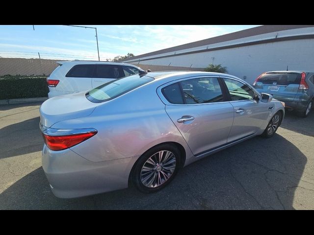 2017 Kia K900 Premium