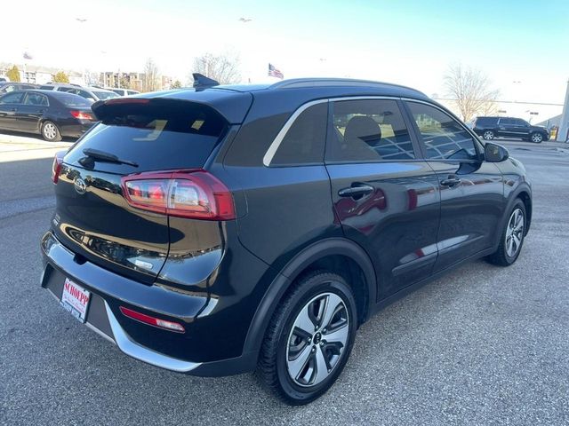 2017 Kia Niro LX