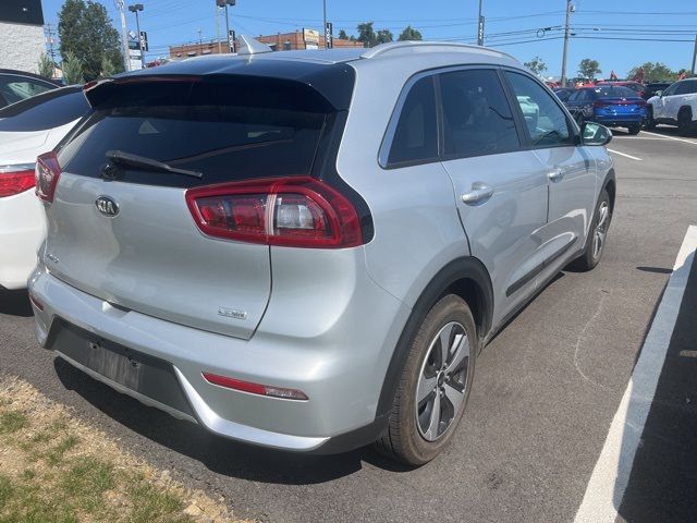 2017 Kia Niro LX