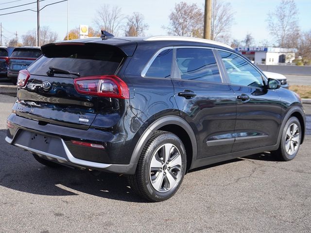 2017 Kia Niro LX