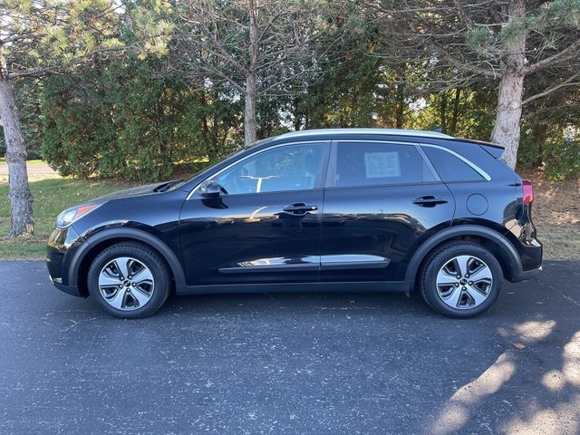 2017 Kia Niro LX