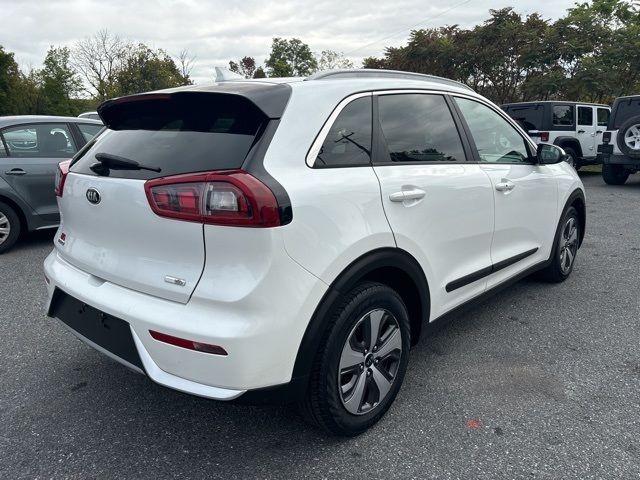 2017 Kia Niro LX