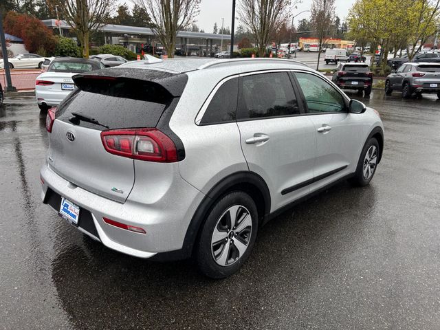 2017 Kia Niro LX