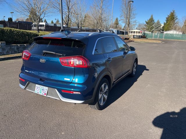 2017 Kia Niro LX