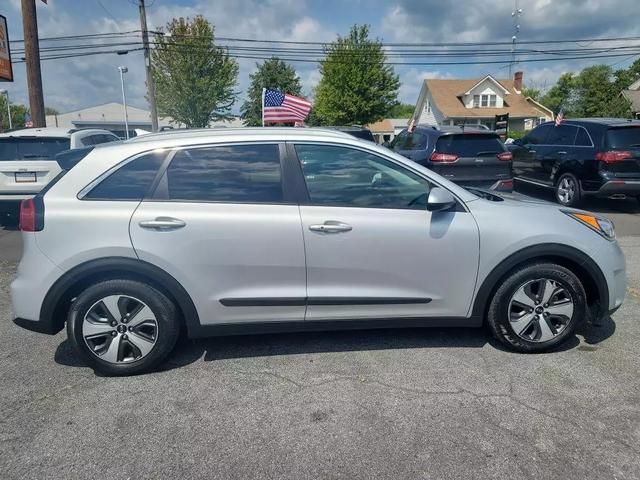 2017 Kia Niro LX