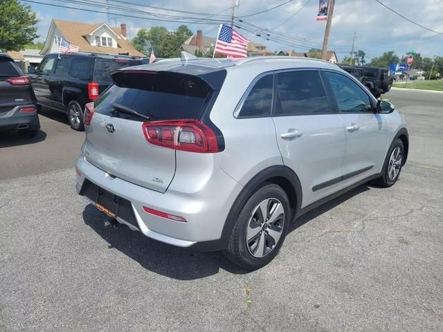 2017 Kia Niro LX