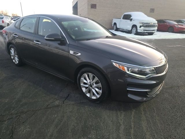 2017 Kia Optima LX