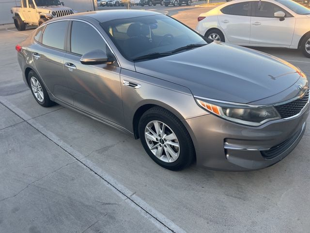 2017 Kia Optima LX