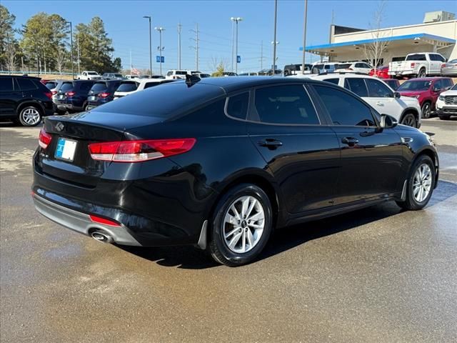 2017 Kia Optima LX