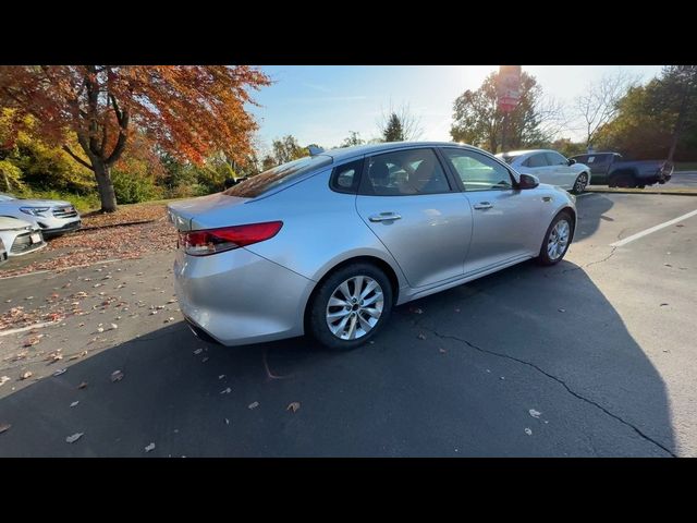 2017 Kia Optima LX