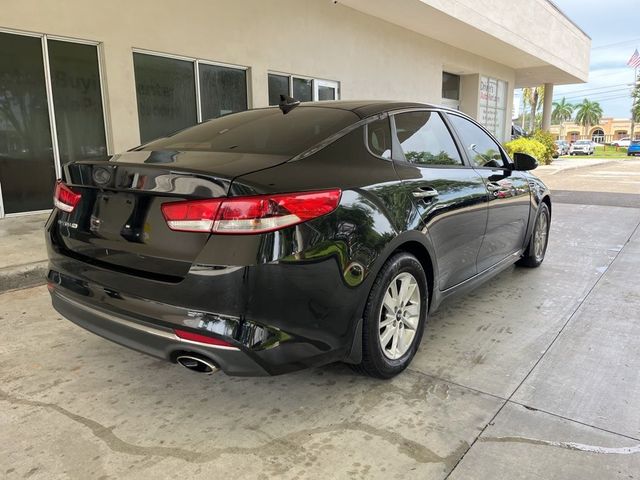 2017 Kia Optima LX