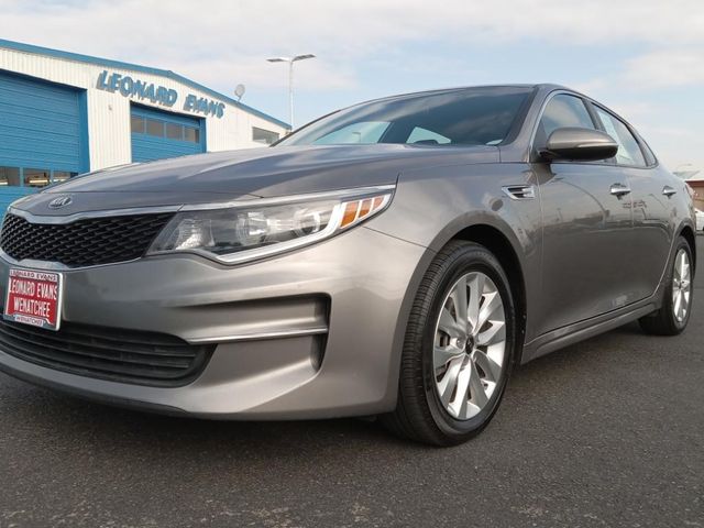 2017 Kia Optima LX