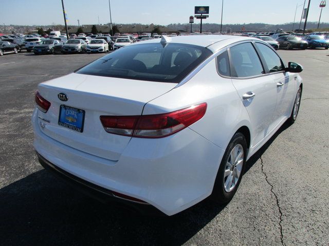 2017 Kia Optima LX