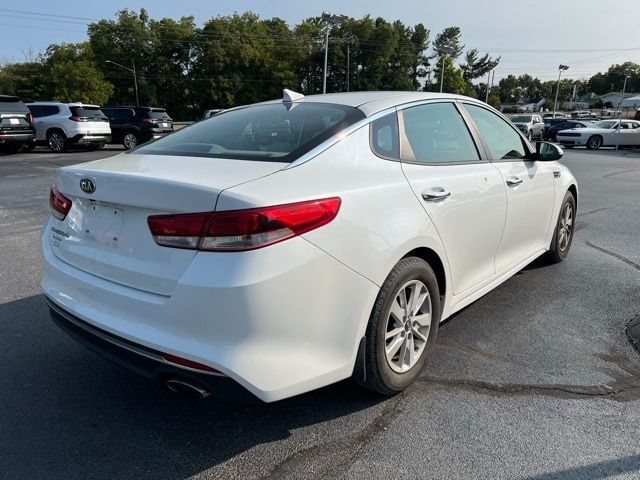 2017 Kia Optima LX