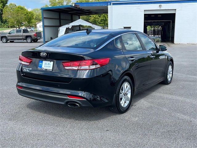 2017 Kia Optima LX