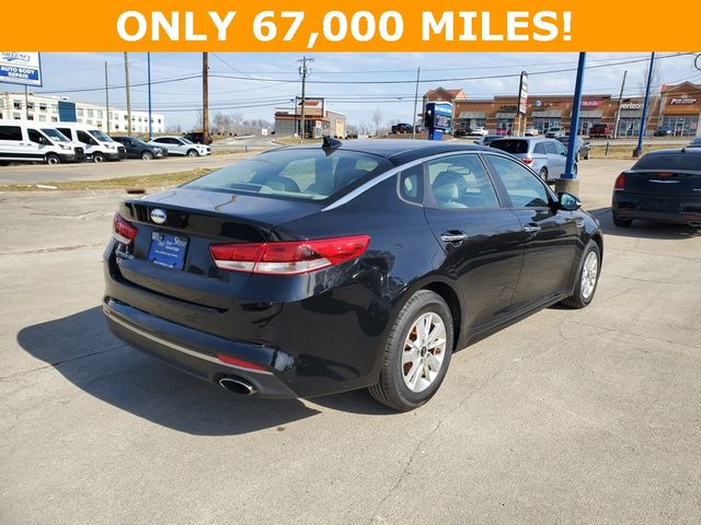 2017 Kia Optima LX