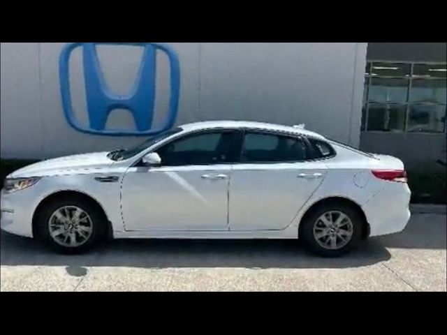 2017 Kia Optima LX