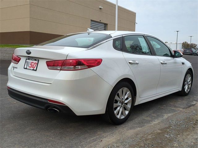 2017 Kia Optima LX