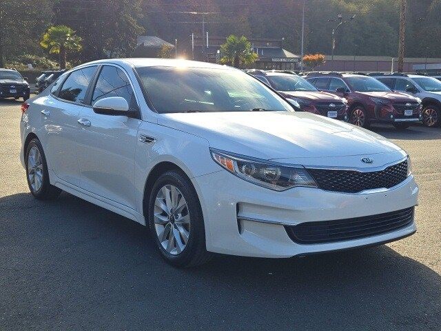 2017 Kia Optima LX