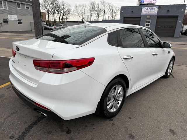 2017 Kia Optima LX