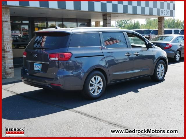 2017 Kia Sedona LX