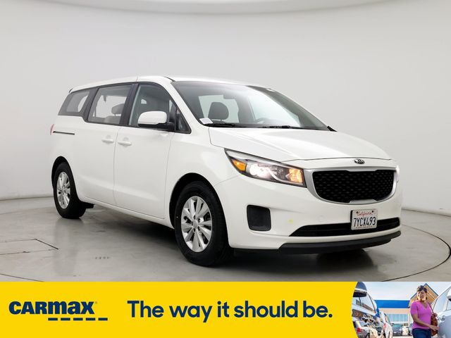 2017 Kia Sedona L