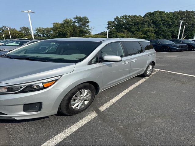 2017 Kia Sedona LX