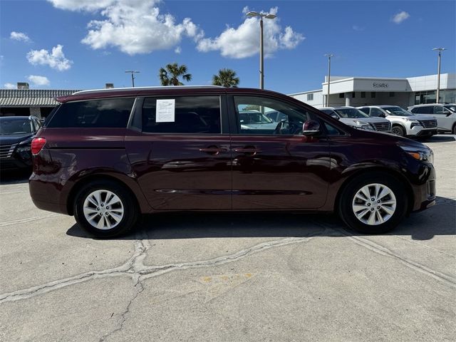 2017 Kia Sedona LX