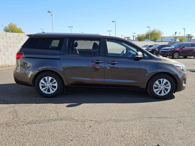 2017 Kia Sedona LX