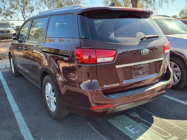 2017 Kia Sedona LX