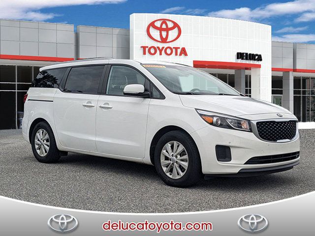 2017 Kia Sedona LX