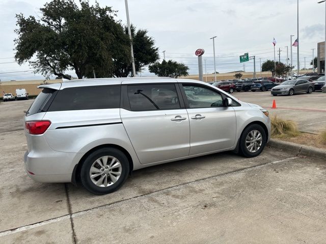 2017 Kia Sedona LX