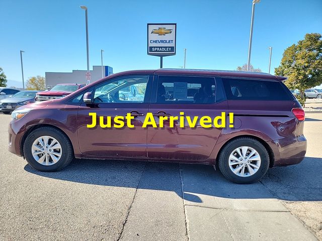 2017 Kia Sedona LX