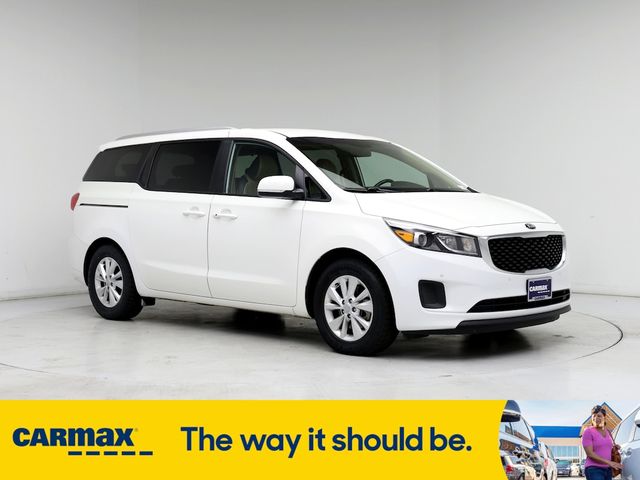 2017 Kia Sedona LX